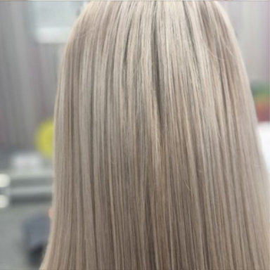 Hairstyle by Lynnaires Hair